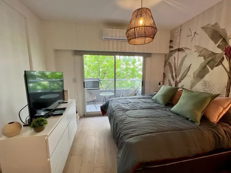 Sarmiento 4300, Piso 2