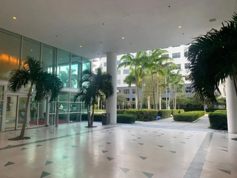 One Aventura Office Building